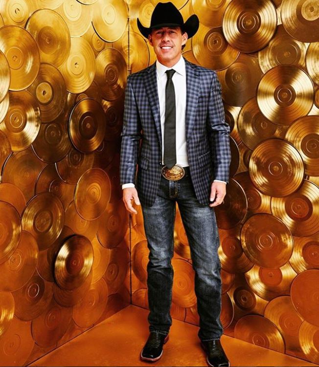 Country music artist and musician, Aaron Watson as featured on the Jesus Calling podcast