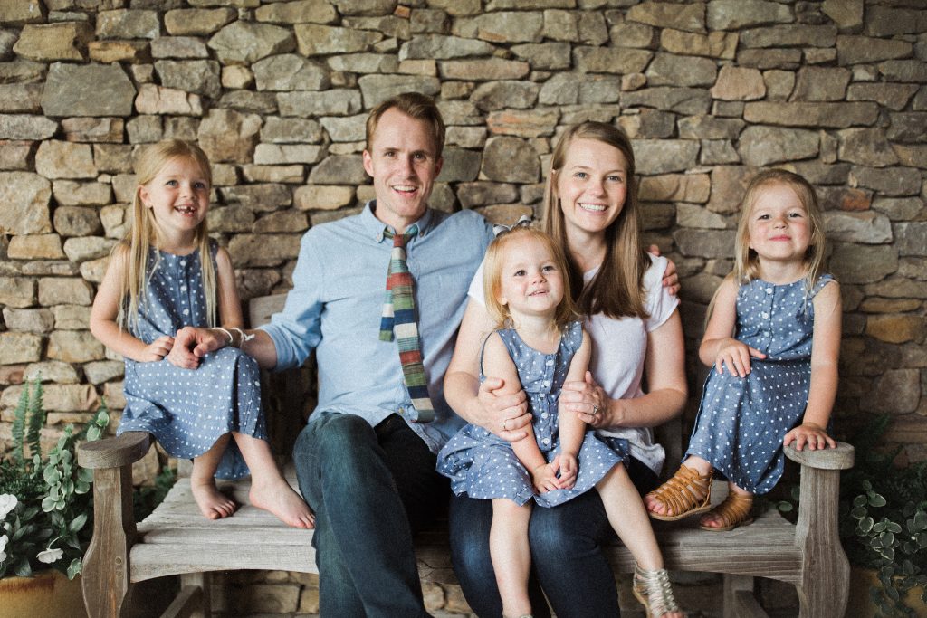 Jesus Calling welcomes Emily Chapman Richards (daughter of Steven Curtis Chapman), who shares about her growing up years with her dad and how his intentional parenting challenges and encourages her in her own parenting with her daughters.