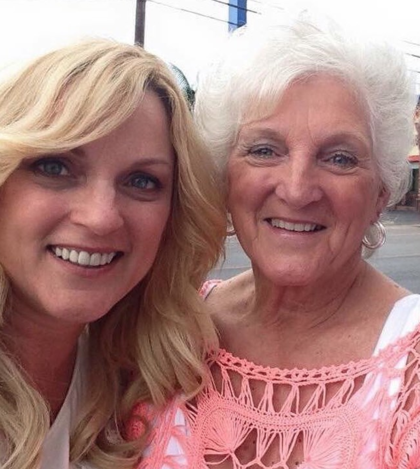 Country & bluegrass singer/songwriter, Rhonda Vincent and her mother. Rhonda recently shared with the Jesus Calling podcast audience an artist’s influence and responsibility