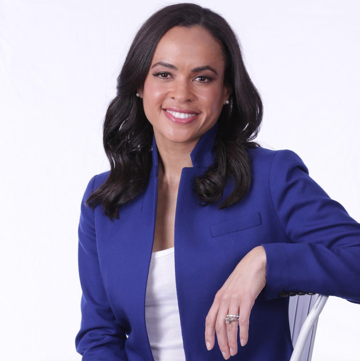 Abc'S Linsey Davis: Her Fight Against Fibroids & What You Can Learn - v2851xy