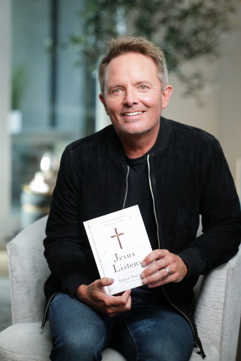 Chris Tomlin the new host of Jesus Calling: Stories of Faith
