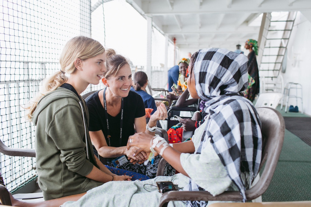 Jesus Calling podcast 423 featuring Raeanne Newquist - Raeanne Newquist, Chaplain, and her daughter chat with a patient on Deck 7 (Mercy Ships)