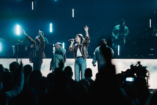 Jesus Calling podcast 447 featuring Alexandra Osteen worship leader at Lakewood  Church Houston TX - Joel Osteen - shown here on stage with Lakewood Worship Team