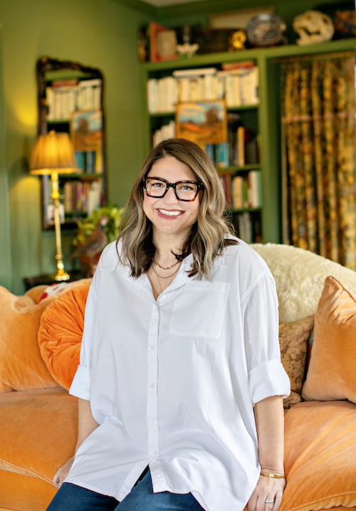 Jesus Calling podcast 465 featuring Erin Hicks Moon - shown here is Erin Moon headshot PC Erin Nolen Photography.