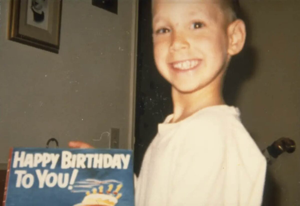 Jesus Calling podcast 474 featuring Steve Wohlberg - shown here is Steve as a young boy