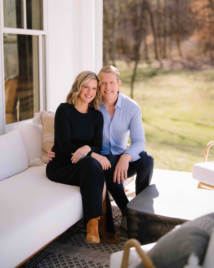 Jesus Calling podcast 472 featuring Gabe and Rebekah Lyons - outside on porch
