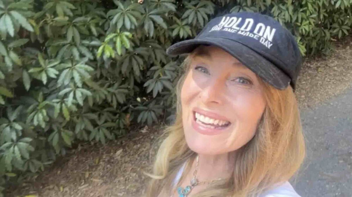 Jana Duggar's 'ex' Lawson Bates shows off new girlfriend Tiffany Espensen  as single sister, 30, struggles to find love, image size:1200x674